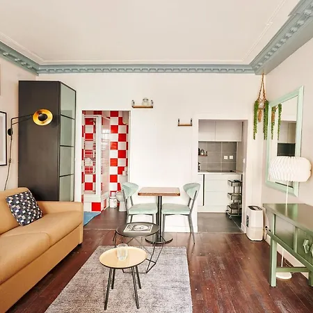 Apartment Off Marais *