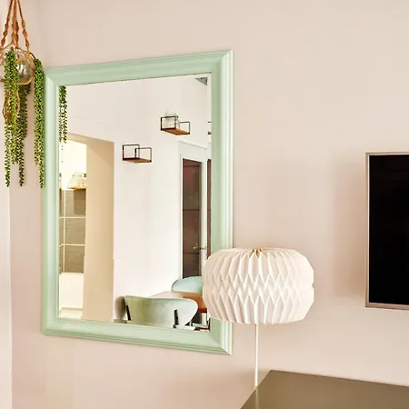 Apartment Off Marais